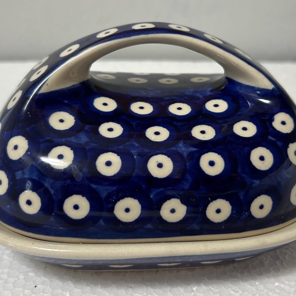 BOLESLAWIEC butter dish and cup and saucer POKE A DOT - Picture 2 of 5
